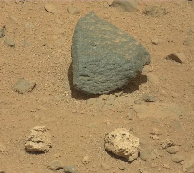 Sol 403: Mast Camera (Mastcam)