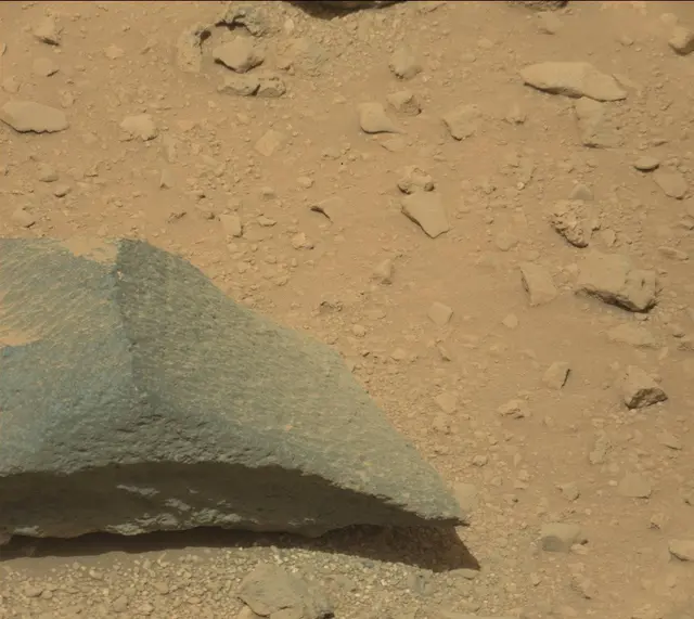 Sol 404: Mast Camera (Mastcam)