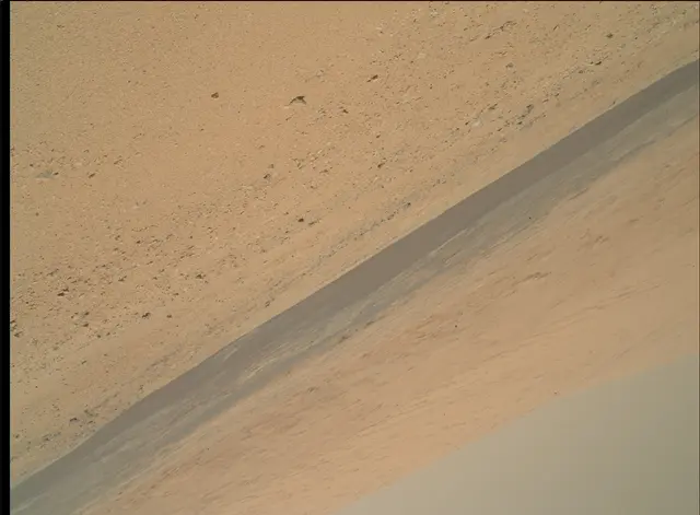 Sol 404: Mars Hand Lens Imager (MAHLI)