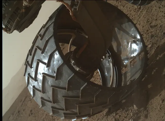 Sol 411: Mars Hand Lens Imager (MAHLI)