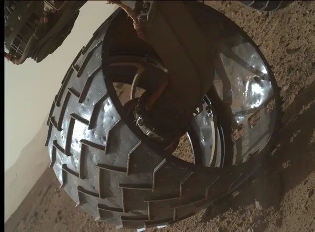 Sol 411: Mars Hand Lens Imager (MAHLI)