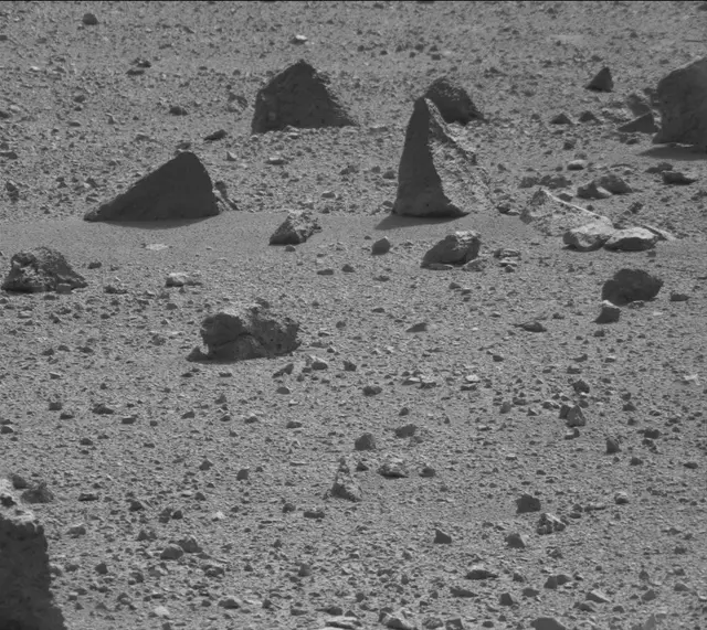 Sol 416: Mast Camera (Mastcam)