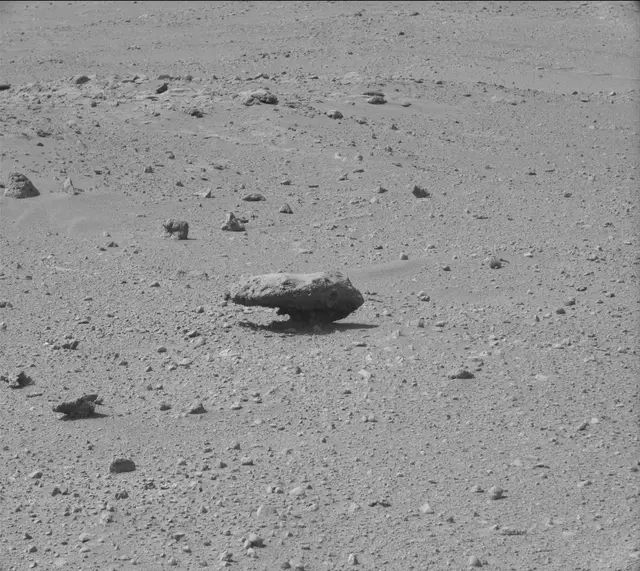 Sol 417: Mast Camera (Mastcam)