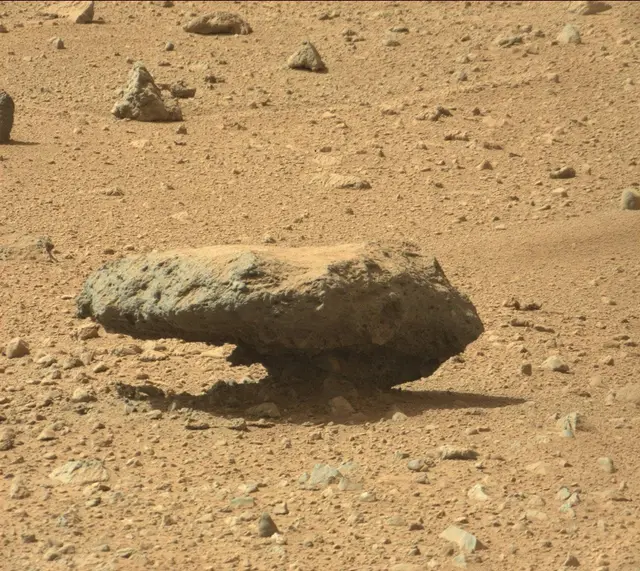 Sol 417: Mast Camera (Mastcam)