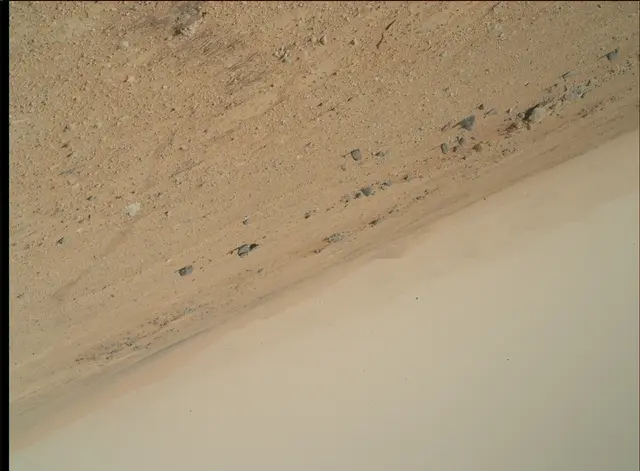 Sol 417: Mars Hand Lens Imager (MAHLI)