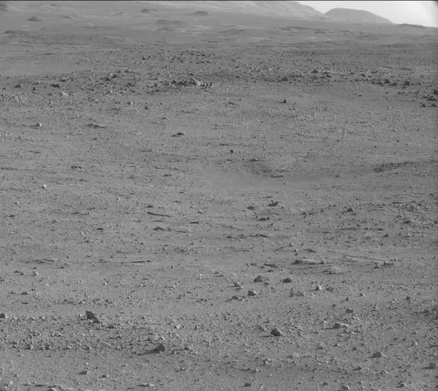 Sol 419: Mast Camera (Mastcam)