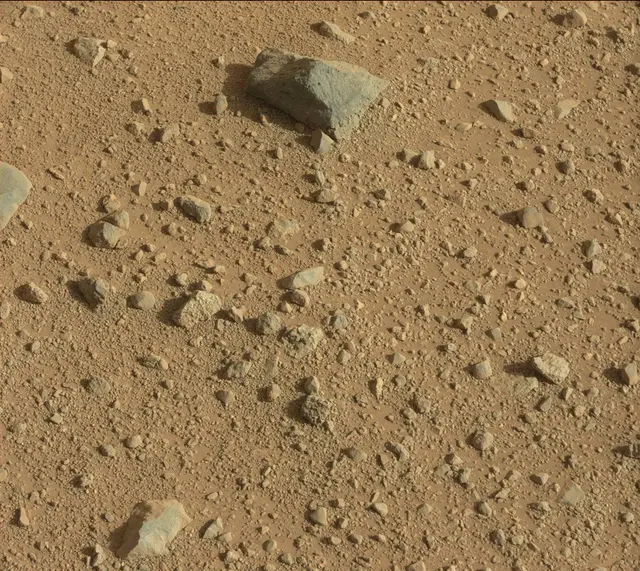 Sol 421: Mast Camera (Mastcam)