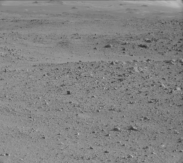 Sol 422: Mast Camera (Mastcam)