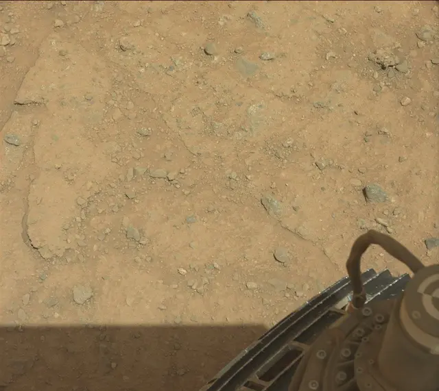 Sol 424: Mast Camera (Mastcam)