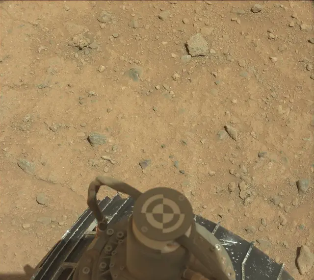 Sol 424: Mast Camera (Mastcam)