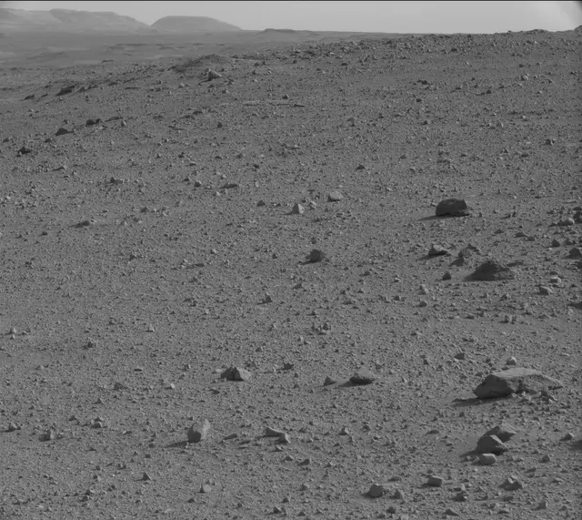 Sol 424: Mast Camera (Mastcam)