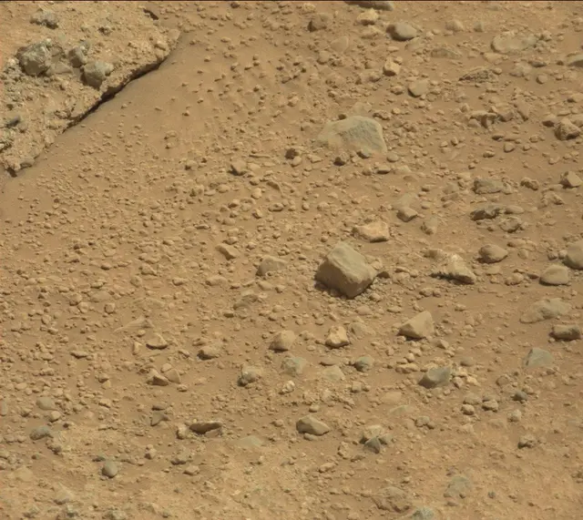 Sol 424: Mast Camera (Mastcam)