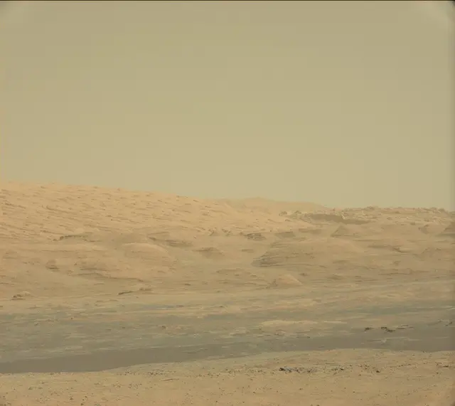 Sol 425: Mast Camera (Mastcam)