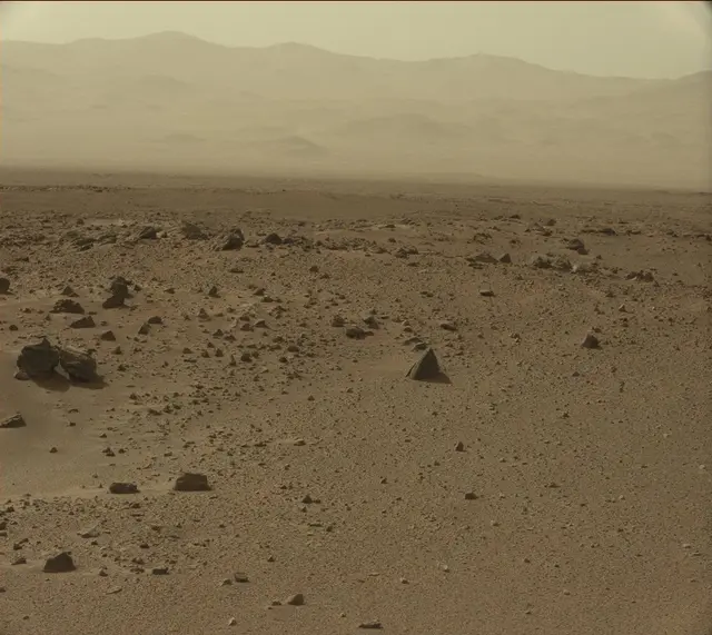 Sol 425: Mast Camera (Mastcam)