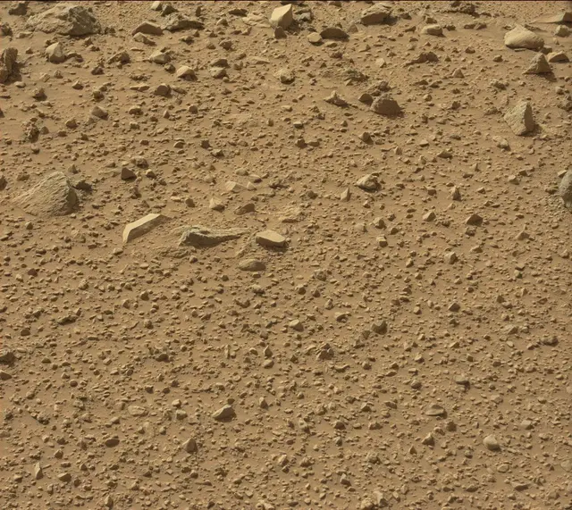 Sol 425: Mast Camera (Mastcam)