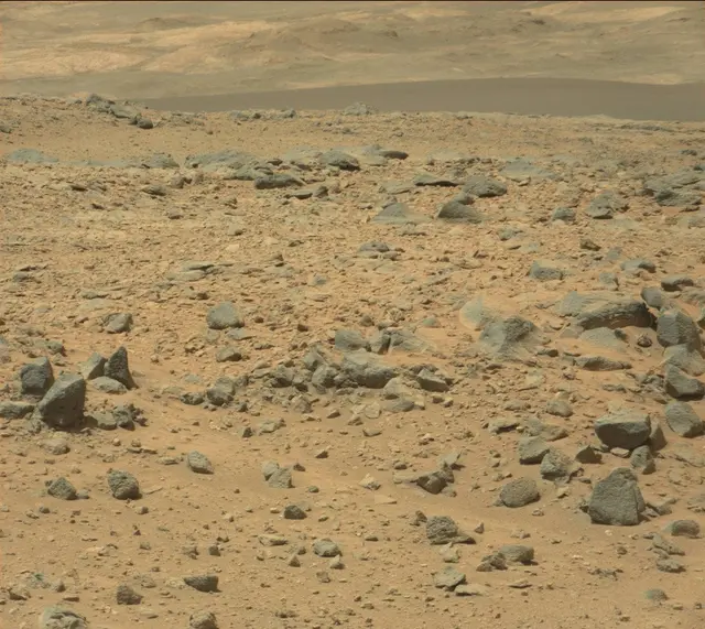 Sol 426: Mast Camera (Mastcam)