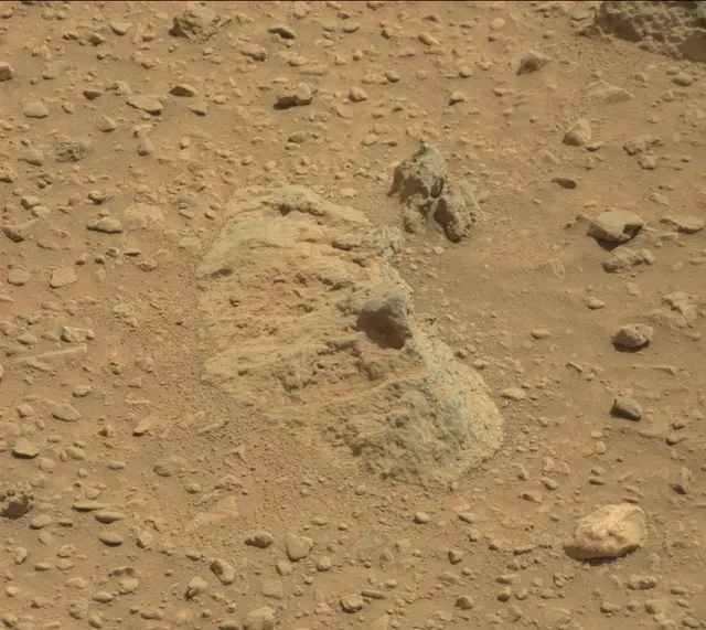 Sol 426: Mast Camera (Mastcam)