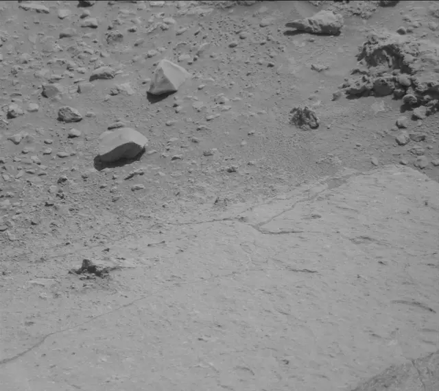 Sol 429: Mast Camera (Mastcam)