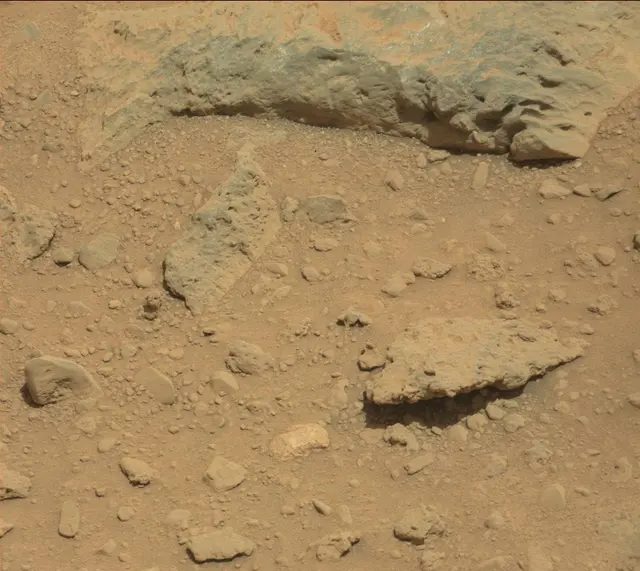 Sol 429: Mast Camera (Mastcam)