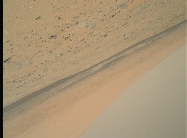 Sol 433: Mars Hand Lens Imager (MAHLI)