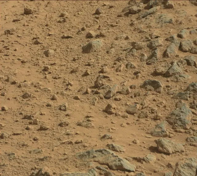 Sol 435: Mast Camera (Mastcam)