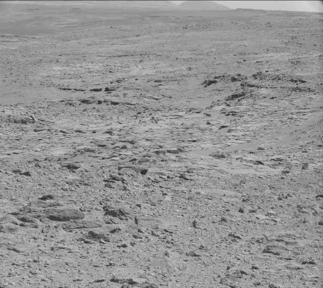 Sol 437: Mast Camera (Mastcam)