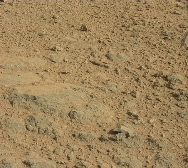 Sol 437: Mast Camera (Mastcam)