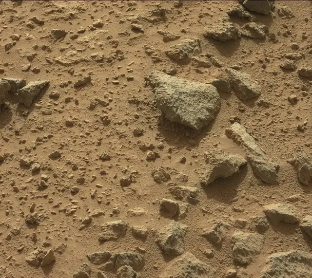 Sol 437: Mast Camera (Mastcam)