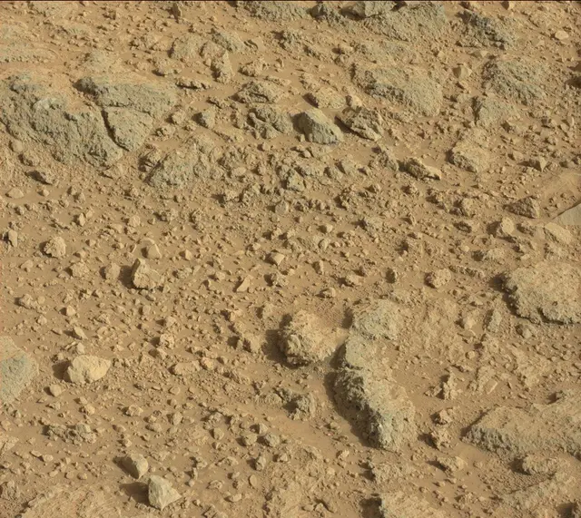 Sol 437: Mast Camera (Mastcam)