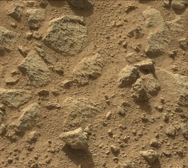 Sol 437: Mast Camera (Mastcam)