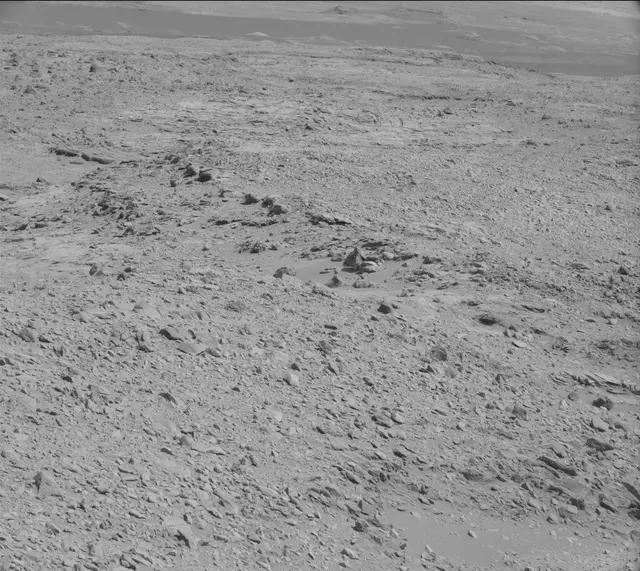 Sol 438: Mast Camera (Mastcam)