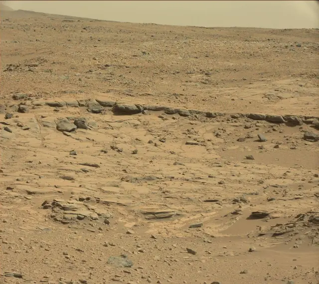 Sol 438: Mast Camera (Mastcam)