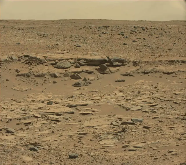 Sol 438: Mast Camera (Mastcam)