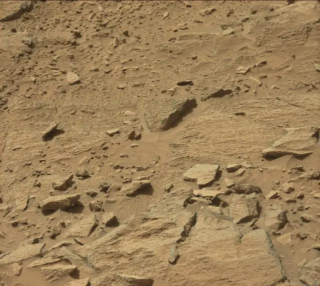 Sol 438: Mast Camera (Mastcam)