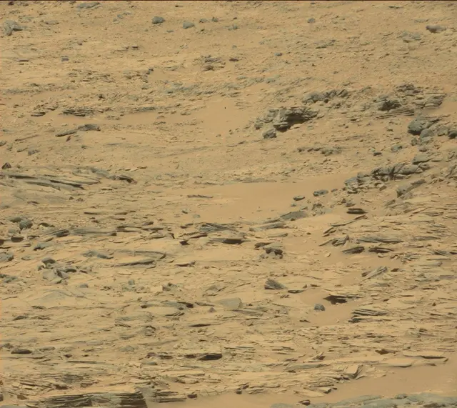 Sol 438: Mast Camera (Mastcam)