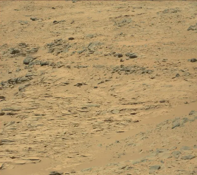 Sol 438: Mast Camera (Mastcam)