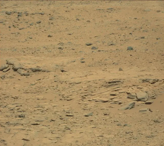Sol 438: Mast Camera (Mastcam)