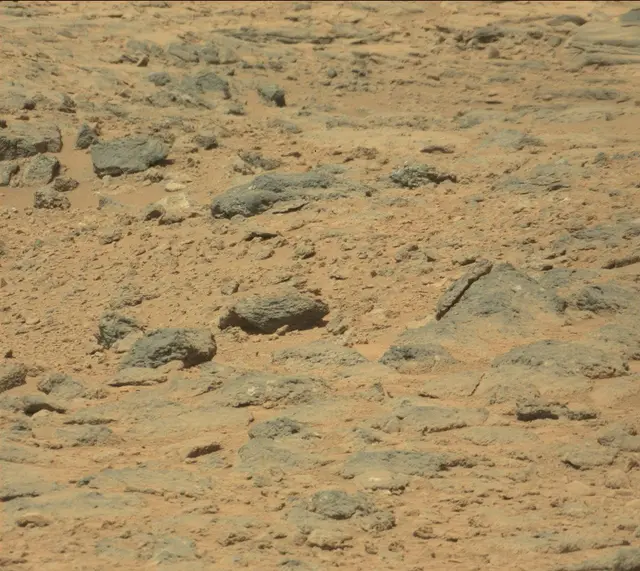 Sol 438: Mast Camera (Mastcam)