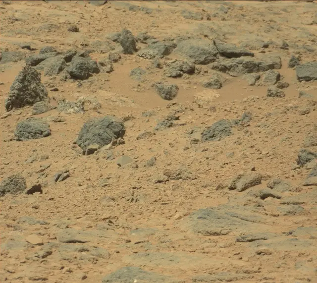 Sol 438: Mast Camera (Mastcam)