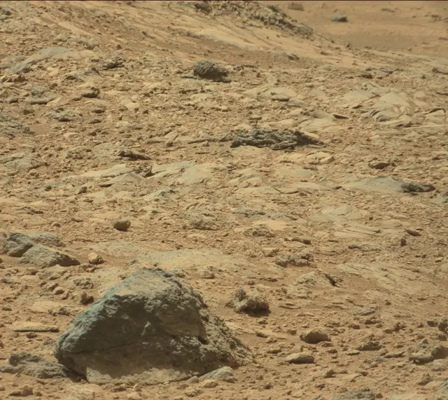 Sol 438: Mast Camera (Mastcam)