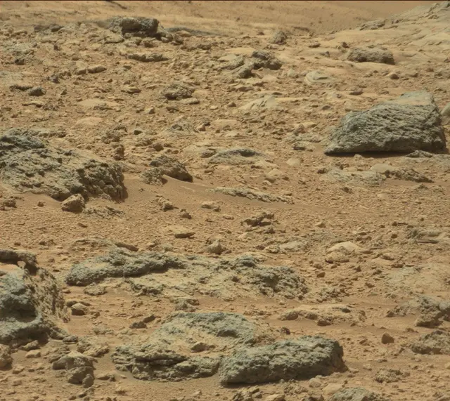Sol 438: Mast Camera (Mastcam)