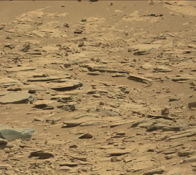 Sol 439: Mast Camera (Mastcam)
