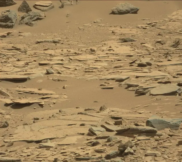 Sol 439: Mast Camera (Mastcam)
