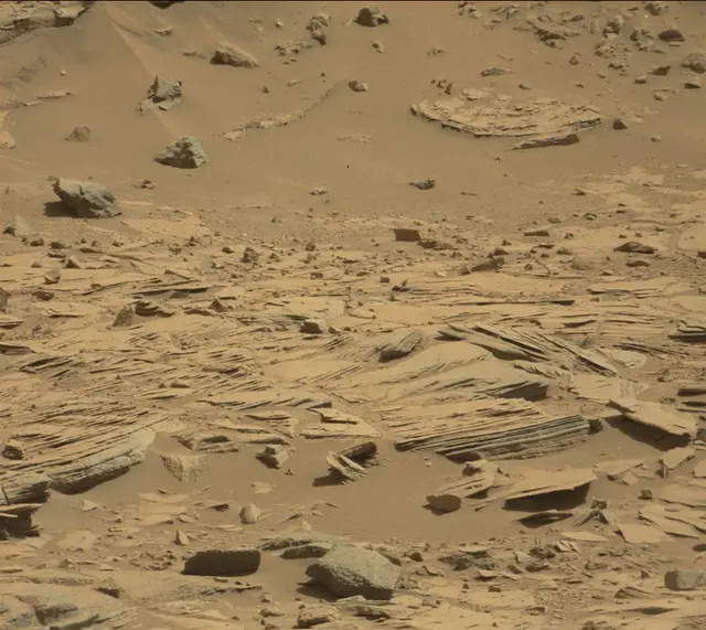 Sol 439: Mast Camera (Mastcam)