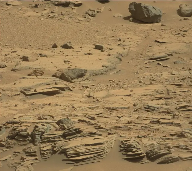 Sol 439: Mast Camera (Mastcam)