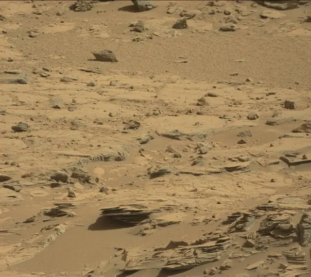 Sol 439: Mast Camera (Mastcam)