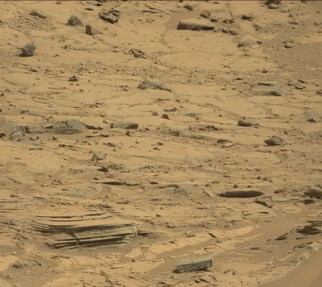 Sol 439: Mast Camera (Mastcam)