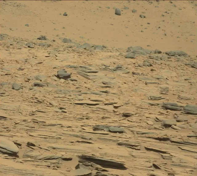 Sol 439: Mast Camera (Mastcam)