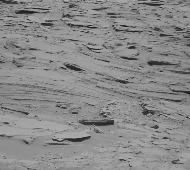 Sol 439: Mast Camera (Mastcam)