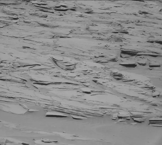Sol 439: Mast Camera (Mastcam)